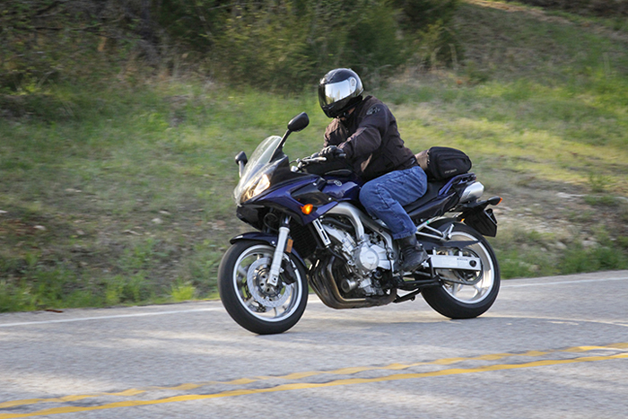 Suzuki GXR rider on AR 7